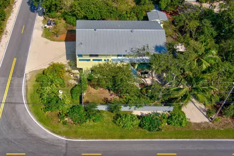 Exterior - 29366 Lucrecia St, Big Pine Key, FL 33043 photo 16 of 16