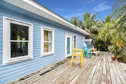 30434 Oleander Blvd, Big Pine Key, FL 33043