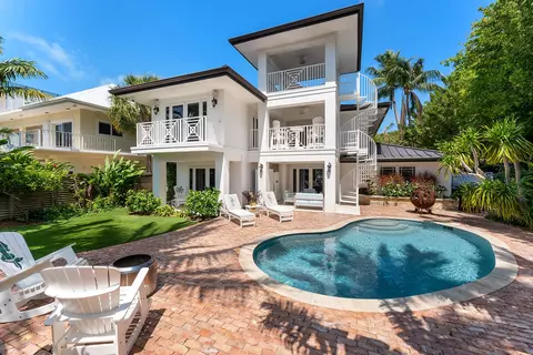 233 Gulfview Dr, Islamorada, FL 33036