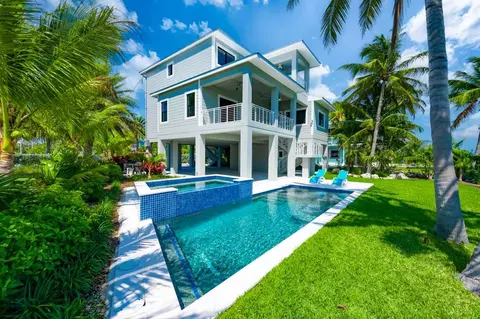271 W Indies Dr, Ramrod Key, FL 33042 photo 31
