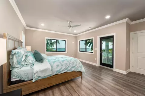 271 W Indies Dr, Ramrod Key, FL 33042 photo 14