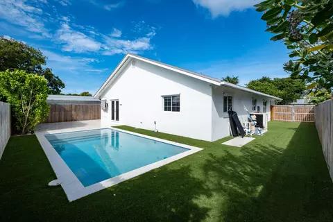 233 2nd Rd, Key Largo, FL 33037