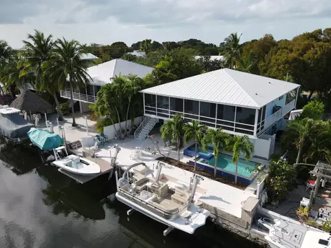 298 Woods Ave, Tavernier, FL 33070
