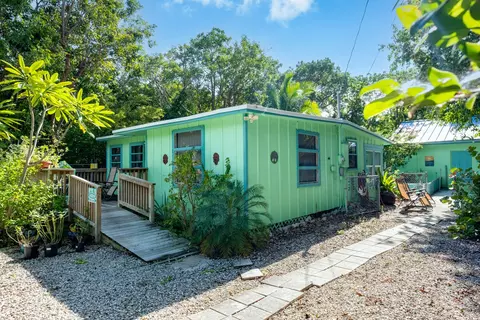850 Palmetto Ave, Tavernier, FL 33070