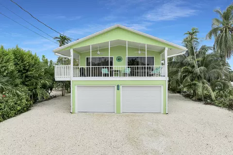 Exterior - 947 E 75th St, Marathon, FL 33050 photo 6 of 15