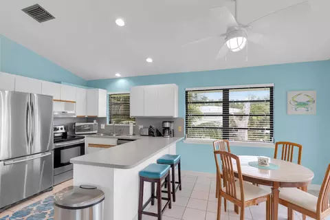 Kitchen - 947 E 75th St, Marathon, FL 33050 photo 1 of 3