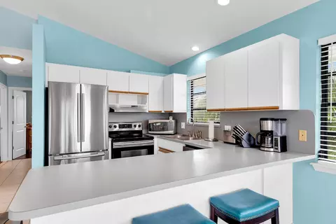 Kitchen - 947 E 75th St, Marathon, FL 33050 photo 3 of 3