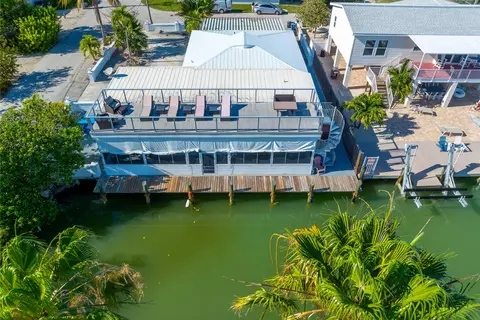 Exterior - 276 89th St, Marathon, FL 33050 photo 1 of 12