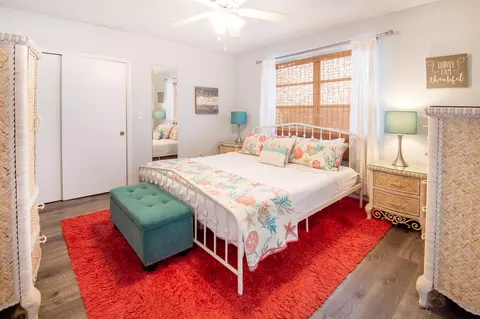 Bedroom - 276 89th St, Marathon, FL 33050 photo 1 of 4