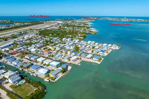 View/Area - 276 89th St, Marathon, FL 33050 photo 10 of 12