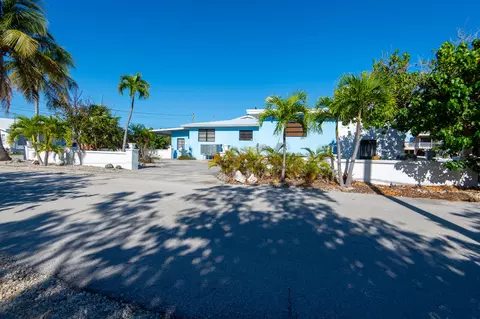 Exterior - 276 89th St, Marathon, FL 33050 photo 10 of 12