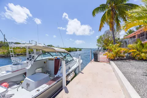 View/Area - 29528 Constitution Ave, Big Pine Key, FL 33043 photo 2 of 2