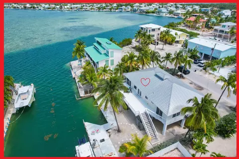 840 Lagoon Dr, Summerland Key, FL 33042