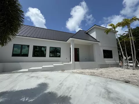 12 Evergreen Ln, Key West, FL 33040