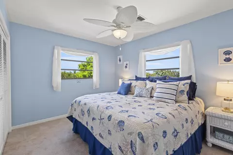 Bedroom - 1618 Lambert Dr, Big Pine Key, FL 33043 photo 2 of 5
