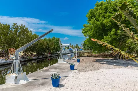 View/Area - 1618 Lambert Dr, Big Pine Key, FL 33043 photo 2 of 18