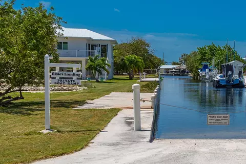 View/Area - 1618 Lambert Dr, Big Pine Key, FL 33043 photo 8 of 18