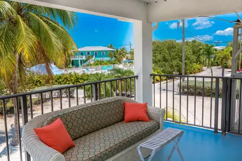 Exterior - 1618 Lambert Dr, Big Pine Key, FL 33043 photo 10 of 38