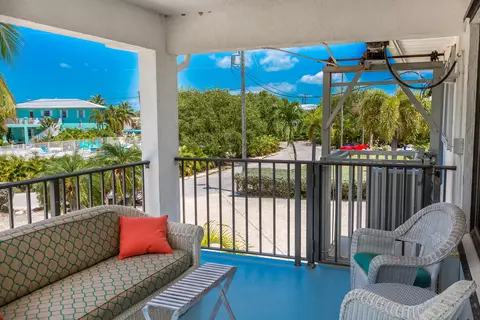 Exterior - 1618 Lambert Dr, Big Pine Key, FL 33043 photo 9 of 38