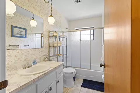 Bath - 1618 Lambert Dr, Big Pine Key, FL 33043 photo 1 of 3