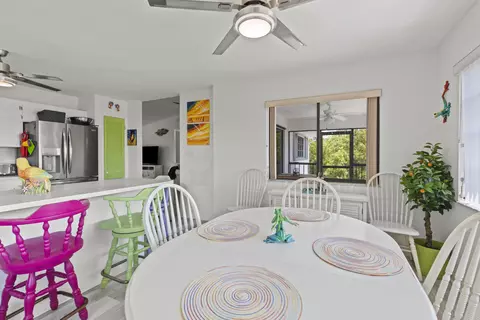 Dining - 1618 Lambert Dr, Big Pine Key, FL 33043 photo 2 of 3
