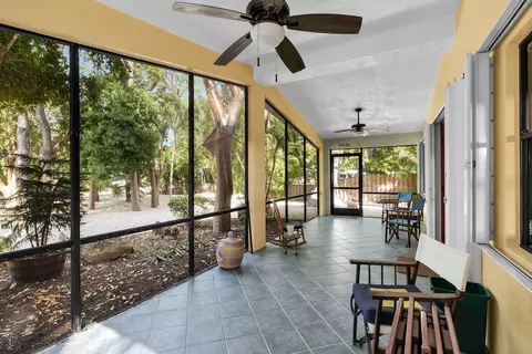 100 Orange Ln, Islamorada, FL 33036 photo 2
