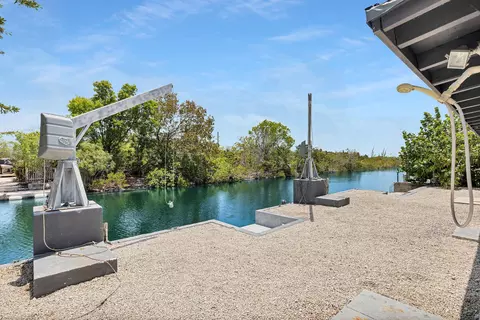 Exterior - 29654 Constitution Ave, Big Pine Key, FL 33043 photo 14 of 15