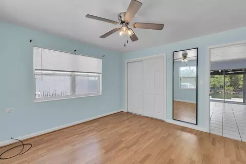 Bedroom - 29654 Constitution Ave, Big Pine Key, FL 33043 photo 3 of 9