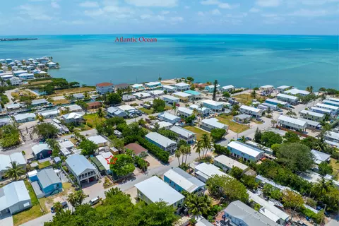356 83rd St, Marathon, FL 33050 photo 2