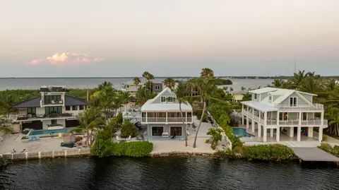 View/Area - 46 Mutiny Pl, Key Largo, FL 33037 photo 4 of 8