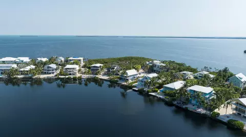 View/Area - 46 Mutiny Pl, Key Largo, FL 33037 photo 2 of 8