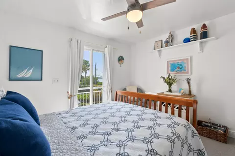 Bedroom - 46 Mutiny Pl, Key Largo, FL 33037 photo 3 of 5