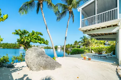 Exterior - 46 Mutiny Pl, Key Largo, FL 33037 photo 13 of 15