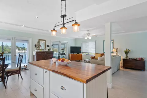 Kitchen - 46 Mutiny Pl, Key Largo, FL 33037 photo 1 of 3
