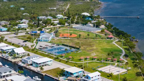 View/Area - 31353 Avenue E, Big Pine Key, FL 33043 photo 3 of 3
