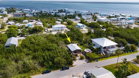 View/Area - 31353 Avenue E, Big Pine Key, FL 33043 photo 1 of 3