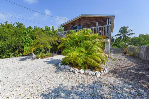 Exterior - 31353 Avenue E, Big Pine Key, FL 33043 photo 12 of 13