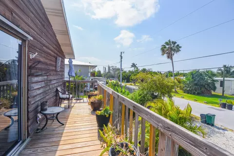 Exterior - 31353 Avenue E, Big Pine Key, FL 33043 photo 5 of 13