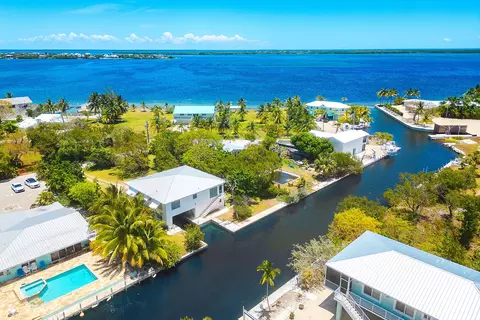 30556 Anthony St, Big Pine Key, FL 33043