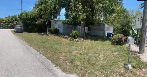 103 Gardenia Ave, Tavernier, FL 33070