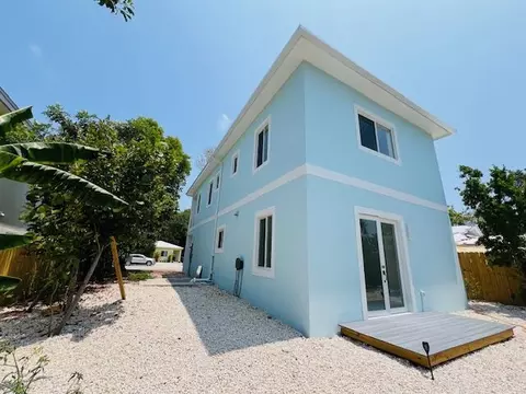 Exterior - 634 Cabrera St, Key Largo, FL 33037 photo 5 of 5