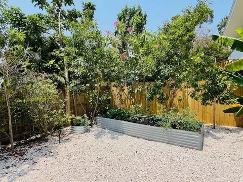 Exterior - 634 Cabrera St, Key Largo, FL 33037 photo 4 of 5