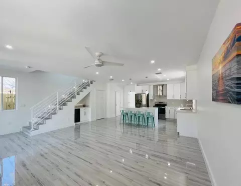Other - 634 Cabrera St, Key Largo, FL 33037 photo 2 of 5