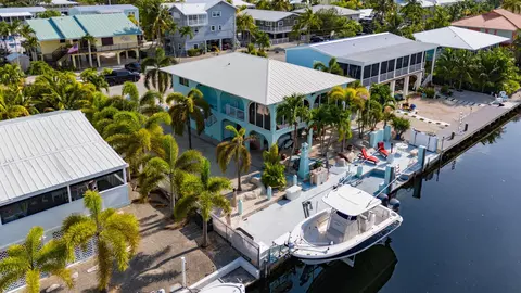 29673 Saratoga Ave, Big Pine Key, FL 33043