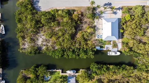 29147 Cactus Ln, Big Pine Key, FL 33043 photo 3