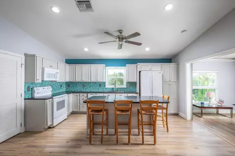 29147 Cactus Ln, Big Pine Key, FL 33043 photo 5