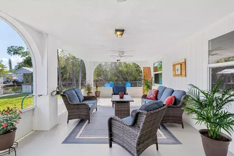 29147 Cactus Ln, Big Pine Key, FL 33043 photo 4