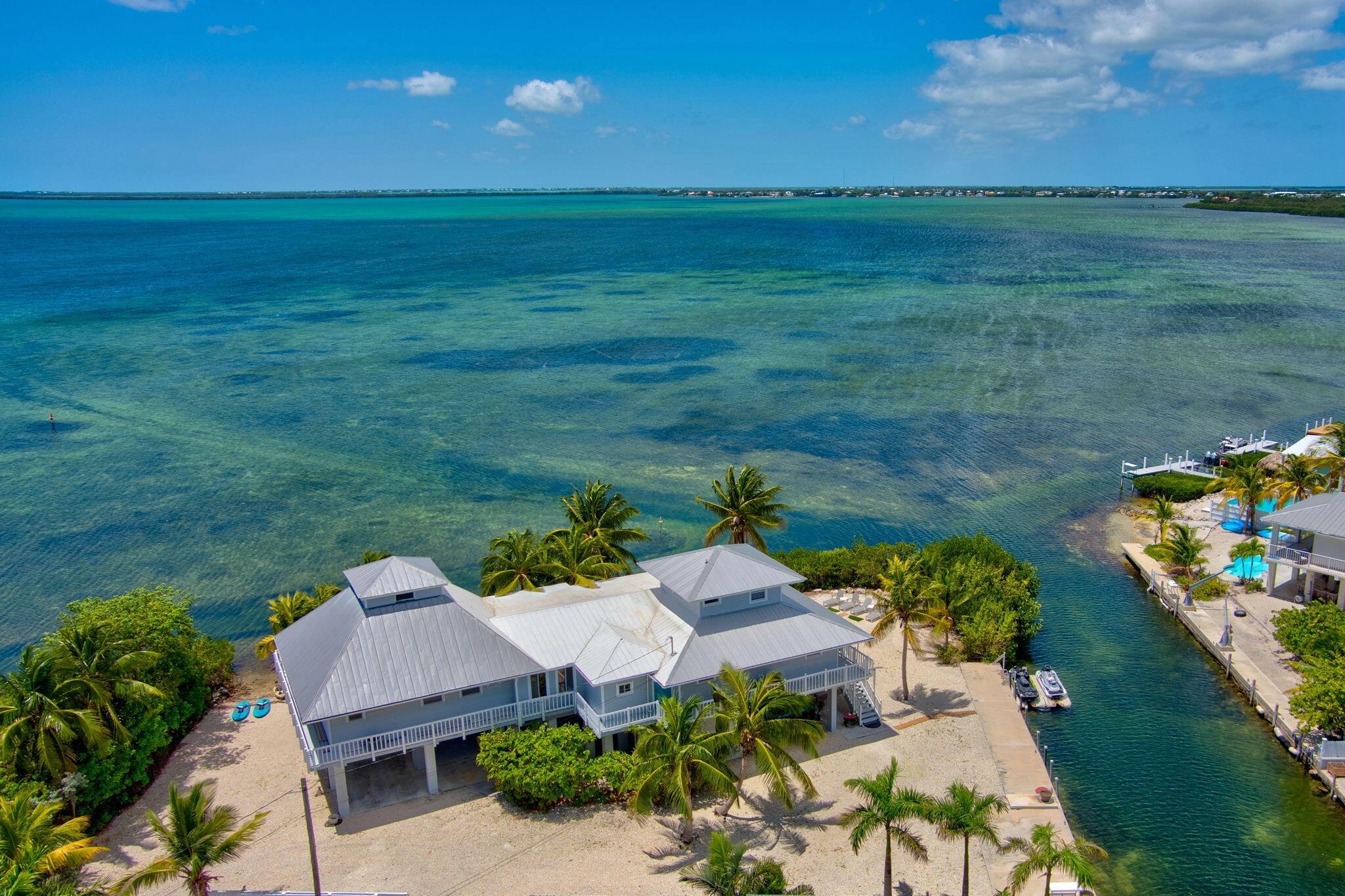22815 Port Royal Ln  