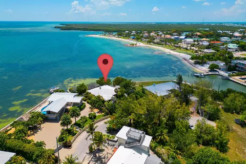 24 Treasure Rd, Marathon, FL 33050 photo 2