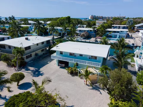 152 Plantation Dr, Tavernier, FL 33070